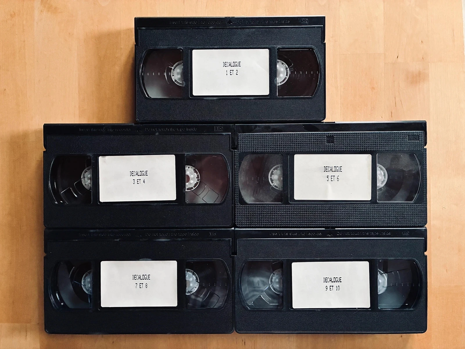 Coffret coletor 5 VHS Le Décalogue de Krzysztof Kieslowski. – photo 6